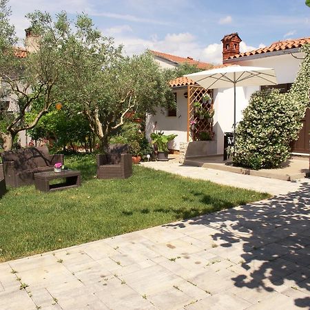 Wine Garden Holiday Home Pula Buitenkant foto