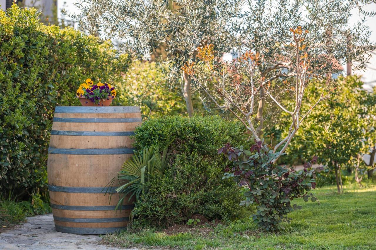 Wine Garden Holiday Home Pula Buitenkant foto