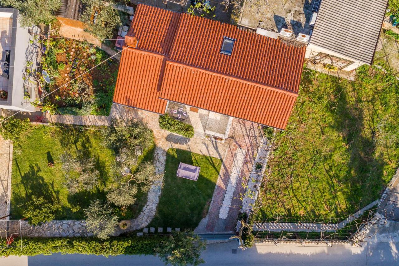 Wine Garden Holiday Home Pula Buitenkant foto