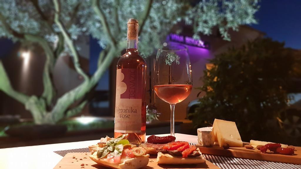 Wine Garden Holiday Home Pula Buitenkant foto